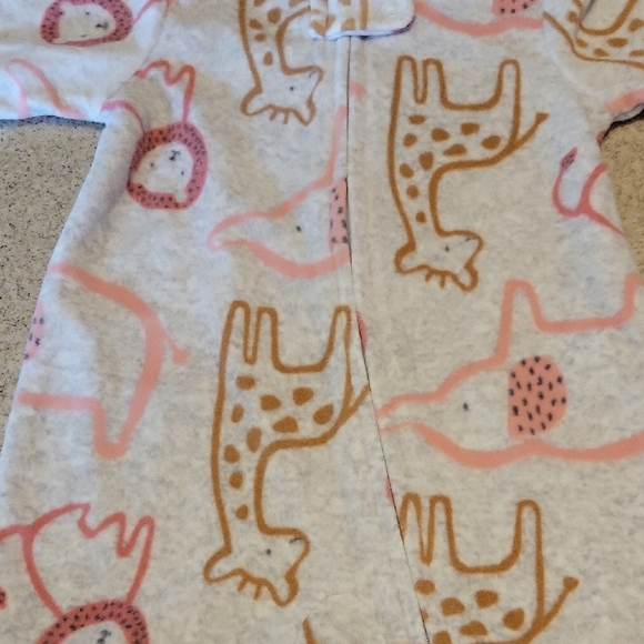 Carter's Gray & Pink Animal Print Footie 0-3 Months NWT - Picture 3 of 4